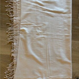 Elegant Peach Fringe Scarf/Pashmina